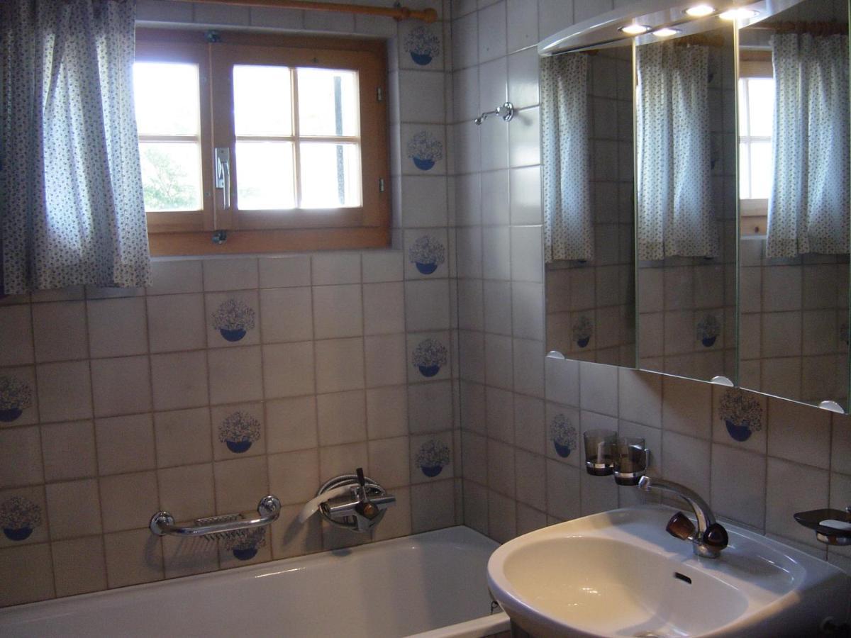 Charming Chalet With Panoramic View And Private Parking In Gruyere Greyerz Exterior foto